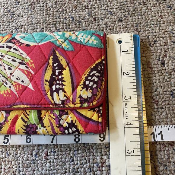 Vera Bradley Floral Tropical Wallet Cards Holder Zipper Magnetic Close 9"x4” - Picture 2 of 6